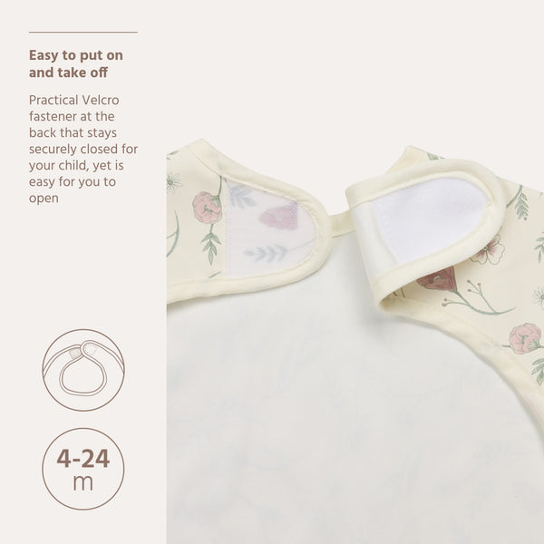 Meyco Baby - Bib with sleeves Flower Multicolour