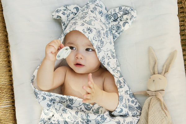 Elodie Details - Hooded Towel - Garden Leo Toile