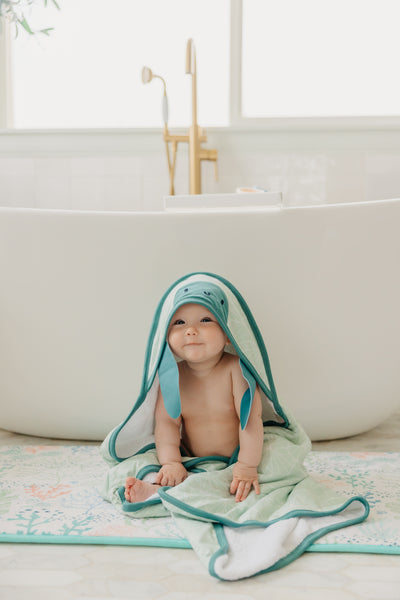 Copper Pearl - Character Hooded Towel - Wade