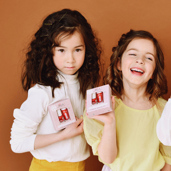 Miss Nella - Besties Duo - Lip Gloss Fairy Kiss + Peel Off Nail Polish