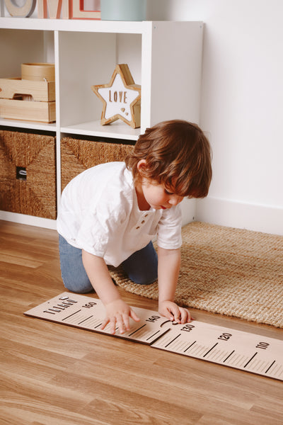 Vintiun - Children's Meter Mearsuring Rod + Lettering Kit