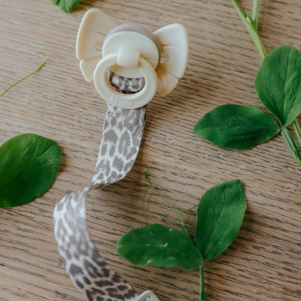 Elodie Details - Binky Bow Newborn - Oat White