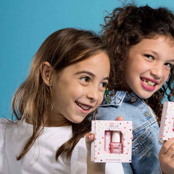 Miss Nella - Lips & Tips Duo - Lip Balm Honey Bunny + 1 Varrying Nail Polish